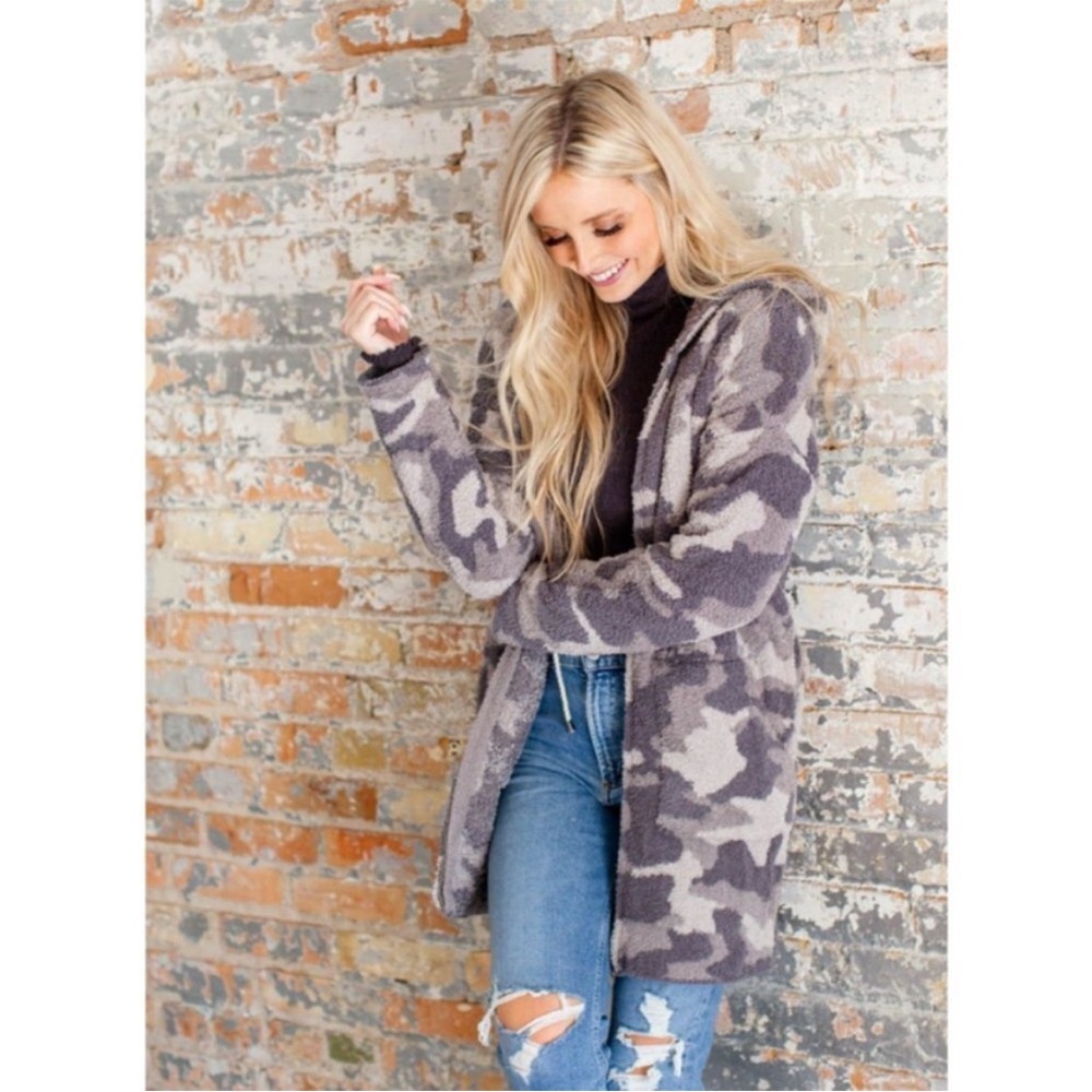 Barefoot Dreams CozyChic Camo Anorak, Hooded Zip-Up Jacket for Women Size Small - Picture 3 of 14